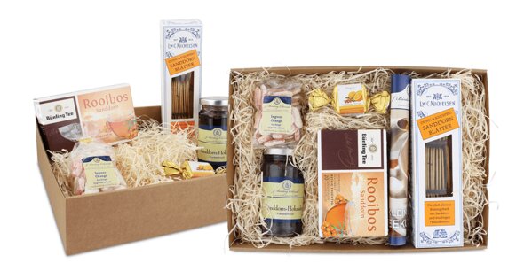 Praesentkorb mit Produkten aus der Buenting Coloniale 